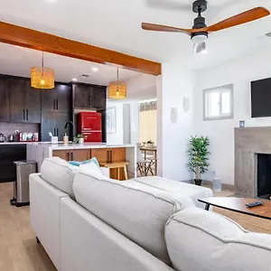  Holiday home Vacation I Big Backyard I 5min To Sofi United States